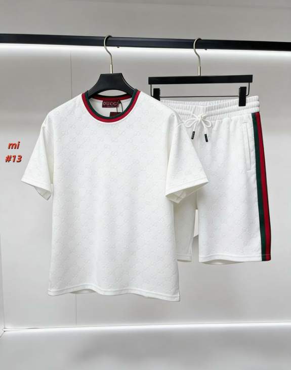 Picture of Gucci Shirt Pant Suits _SKUGucciM-3XL12yr44221581